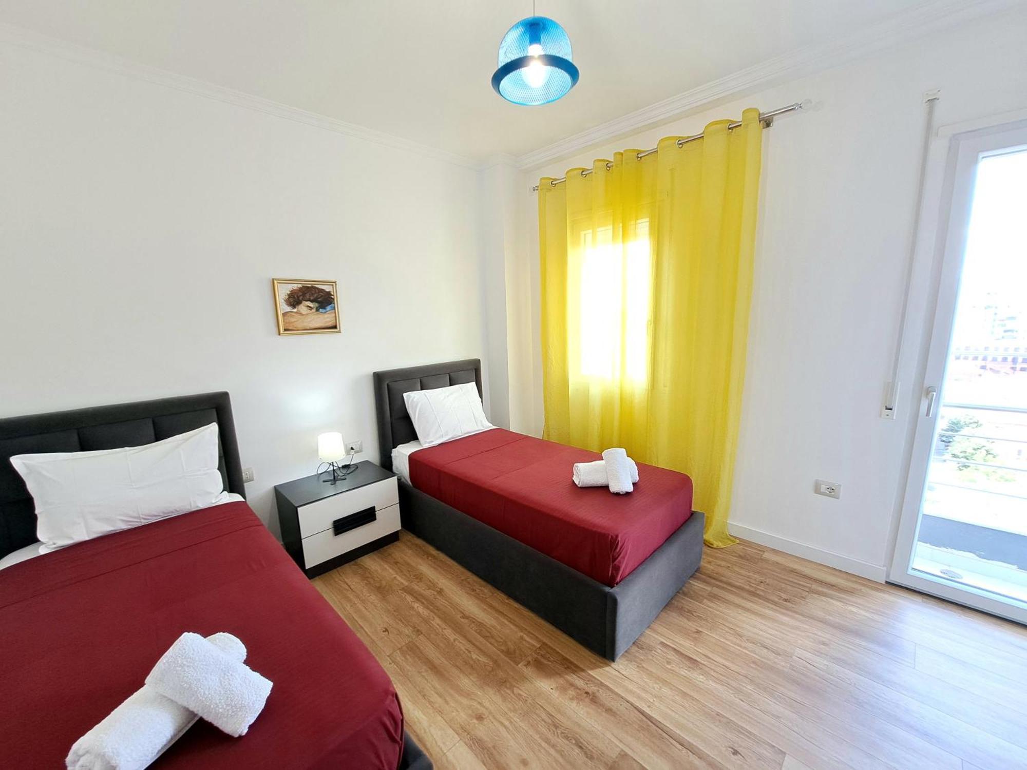 Pazari Luxury Central Apartment Tirana Exteriör bild